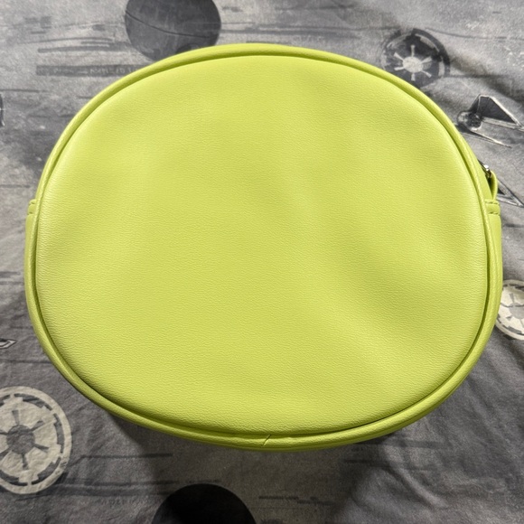 NWOT LOVE PAIN STITCHES MEANIE CROSSBODY W/SPECIAL LINER - Picture 4 of 7